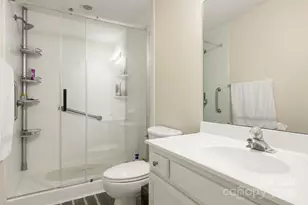 921 Pelican Bay Dr, Pineville, NC 28134 - Photo 16