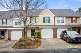 921 Pelican Bay Dr, Pineville, NC 28134 - Photo 2