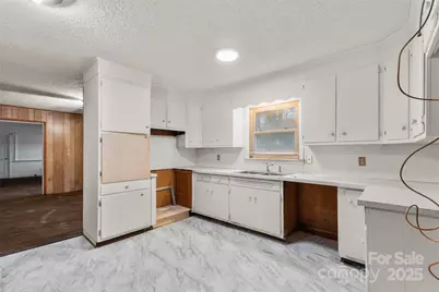 326 Neal Drive, Charlotte, NC 28213 - Photo 8