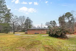 326 Neal Dr, Charlotte, NC 28213 - Photo 18