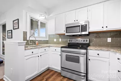 9044 Spanish Wells Court, Tega Cay, SC 29708 - Photo 22