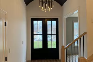 112 Wexford Pointe, Hickory, NC 28601 - Photo 2