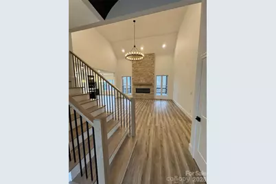 112 Wexford Pointe #5, Hickory, NC 28601 - Photo 4