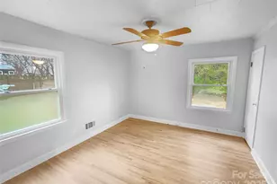 2009 Hickory Grove Rd, Gastonia, NC 28056 - Photo 16