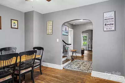 109 S Austin Street, Maxton, NC 28364 - Photo 6