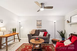 9208 Kings Canyon Dr, Charlotte, NC 28210 - Photo 4