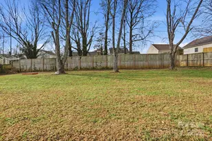 4417 Oak Dr, Charlotte, NC 28269 - Photo 26