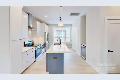 407 Devender Lane, Charlotte, NC 28217 - Photo 4