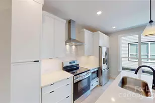 407 Devender Ln, Charlotte, NC 28217 - Photo 12