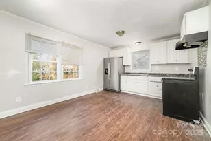 9926 Rockmeadow Dr, Charlotte, NC 28216 - Photo 4