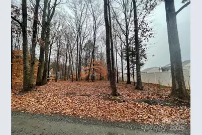 8225 Teeter Drive, Charlotte, NC 28215 - Photo 4