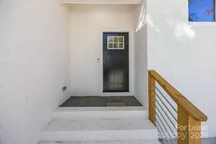 8625 Cedarbrook Dr, Charlotte, NC 28215 - Photo 6