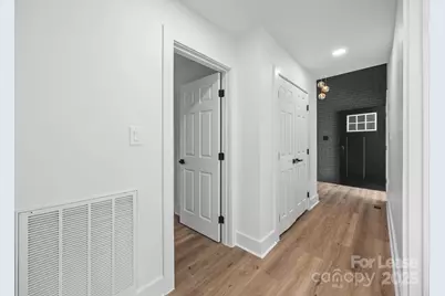 8625 Cedarbrook Drive, Charlotte, NC 28215 - Photo 22