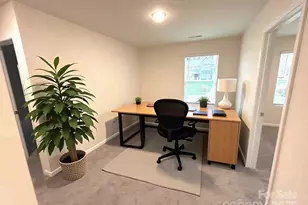 586 30th Ave Cir NE, Hickory, NC 28601 - Photo 12