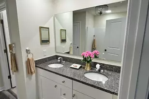 586 30th Ave Cir NE, Hickory, NC 28601 - Photo 6