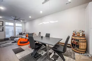 1033 Wesley Terrace Ave, Charlotte, NC 28208 - Photo 8