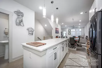 1033 Wesley Terrace Avenue, Charlotte, NC 28208 - Photo 6