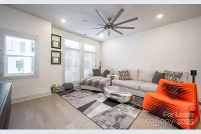 1033 Wesley Terrace Avenue, Charlotte, NC 28208 - Photo 12