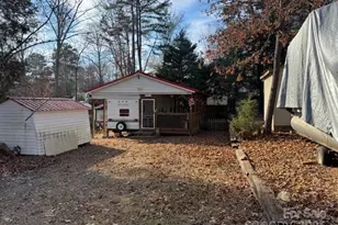 127 Deer Park Rd, Mount Gilead, NC 27306 - Photo 2