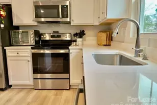 505 Grandiflora Ave, Lancaster, SC 29720 - Photo 4