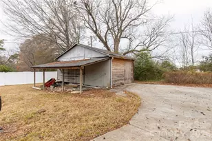 3079 Flat Creek Rd, Lancaster, SC 29720 - Photo 14