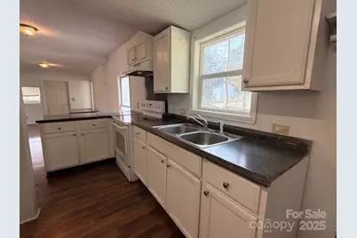 104 Price Street, Mount Holly, NC 28120 - Photo 16