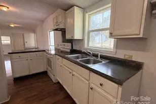 104 Price St, Mount Holly, NC 28120 - Photo 16