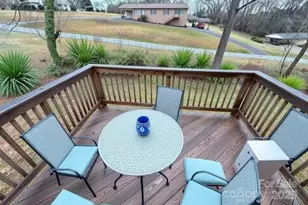 578 30th Ave Cir NE, Hickory, NC 28601 - Photo 14