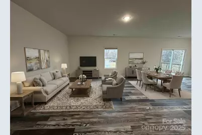 578 30th Avenue Circle NE, Hickory, NC 28601 - Photo 2