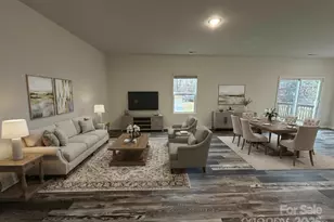 578 30th Ave Cir NE, Hickory, NC 28601 - Photo 2