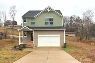 578 30th Ave Cir NE, Hickory, NC 28601 - Photo 1