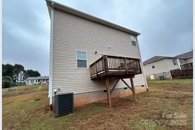 578 30th Avenue Circle NE, Hickory, NC 28601 - Photo 18