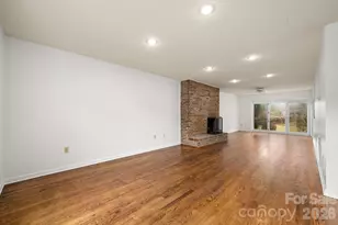 103 Pebble Creek Dr, Asheville, NC 28803 - Photo 4