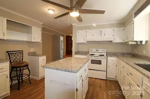 1148 Southwood Dr, Clover, SC 29710 - Photo 12