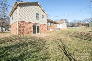 809 Tait St, Lincolnton, NC 28092 - Photo 40