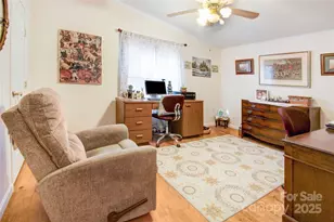 110 Pinellas St, Hendersonville, NC 28791 - Photo 26