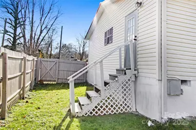 110 Pinellas Street, Hendersonville, NC 28791 - Photo 36
