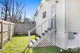 110 Pinellas St, Hendersonville, NC 28791 - Photo 36