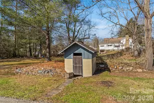 503 Old Hendersonville Hwy, Brevard, NC 28712 - Photo 22