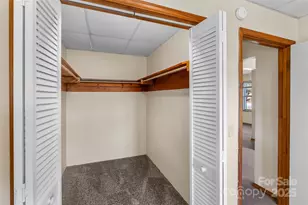 503 Old Hendersonville Hwy, Brevard, NC 28712 - Photo 10