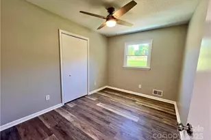 276 Country Club Rd, Wilkesboro, NC 28697 - Photo 12