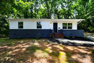 1513 Greenview Pl, Charlotte, NC 28208 - Photo 1