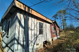 28 Pearl St, Black Mountain, NC 28711 - Photo 4