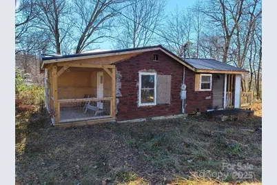 28 Pearl Street, Black Mountain, NC 28711 - Photo 2