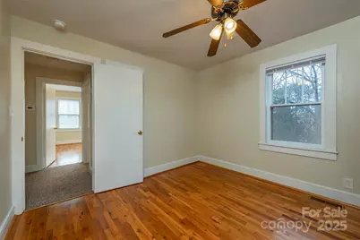 333 Richmond Avenue, Swannanoa, NC 28778 - Photo 22