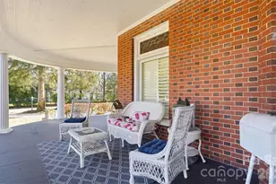 1103 W Franklin St, Monroe, NC 28112 - Photo 6