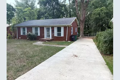 3900 Crestridge Drive, Charlotte, NC 28217 - Photo 2