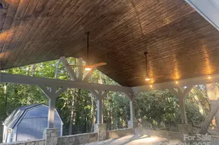 21 Mapleleaf Ln, Glade Valley, NC 28627 - Photo 6