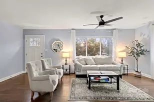 7047 Cheyenne Dr, Charlotte, NC 28262 - Photo 4