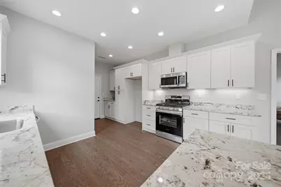 835A Wynnshire Drive, Hickory, NC 28601 - Photo 26